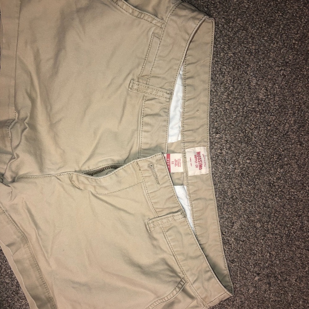 Tan cargo short size 11